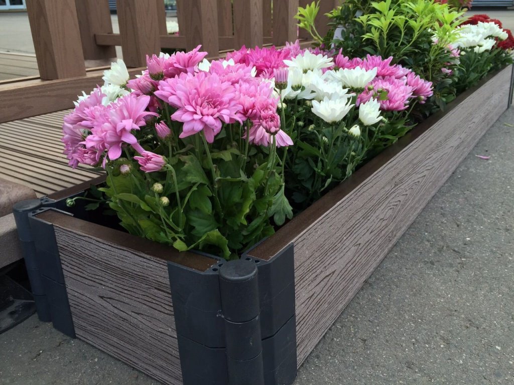 Клумбы из ДПК Клумбы из ДПК
